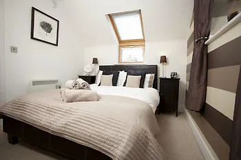 Reubens Court And City Apartments York