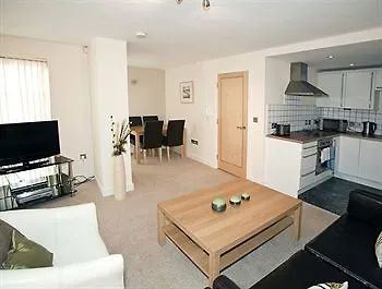 Reubens Court And City Apartments 요크