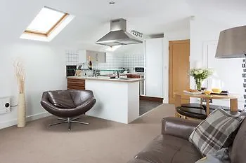 Reubens Court And City Apartments York